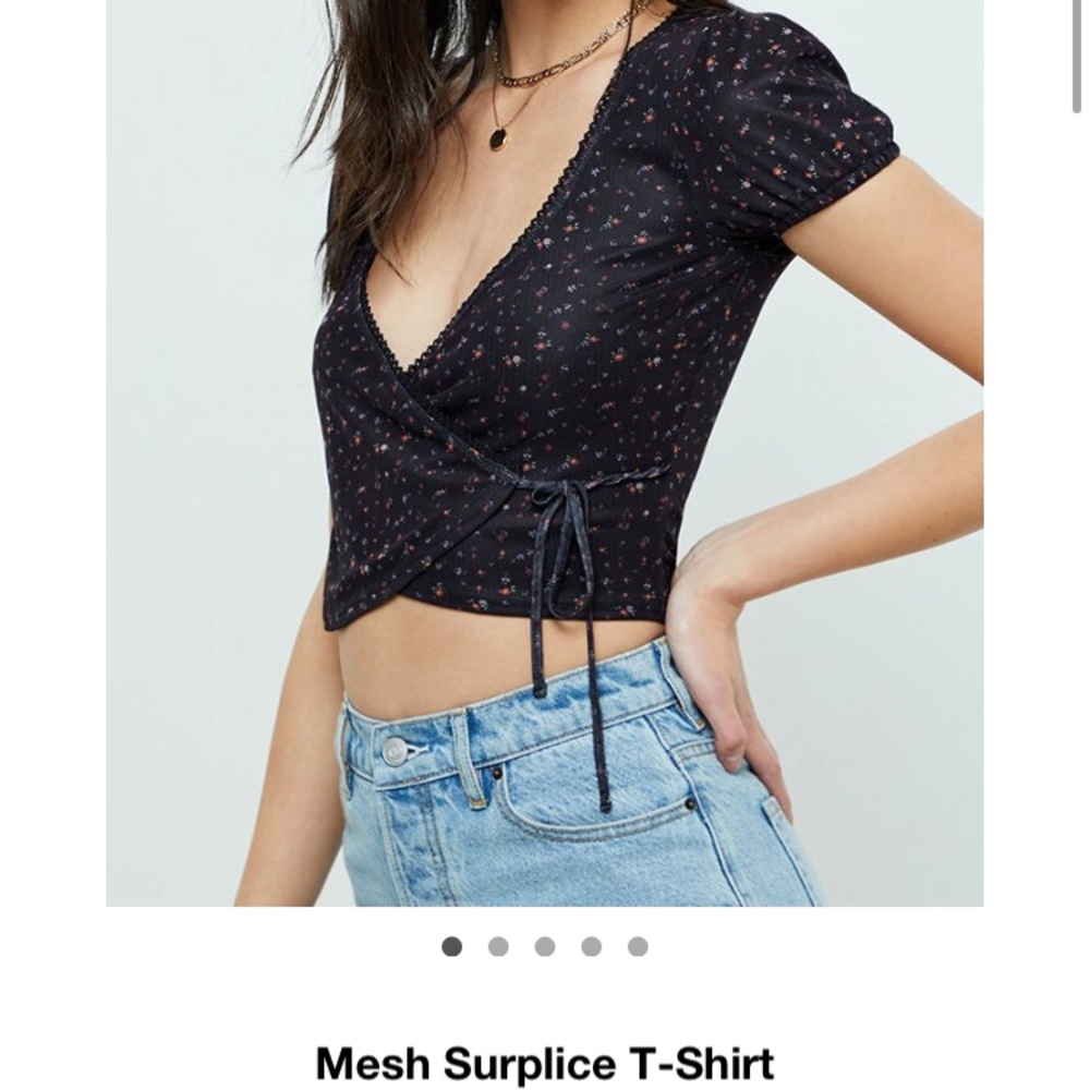 pacsun floral wrap crop top
